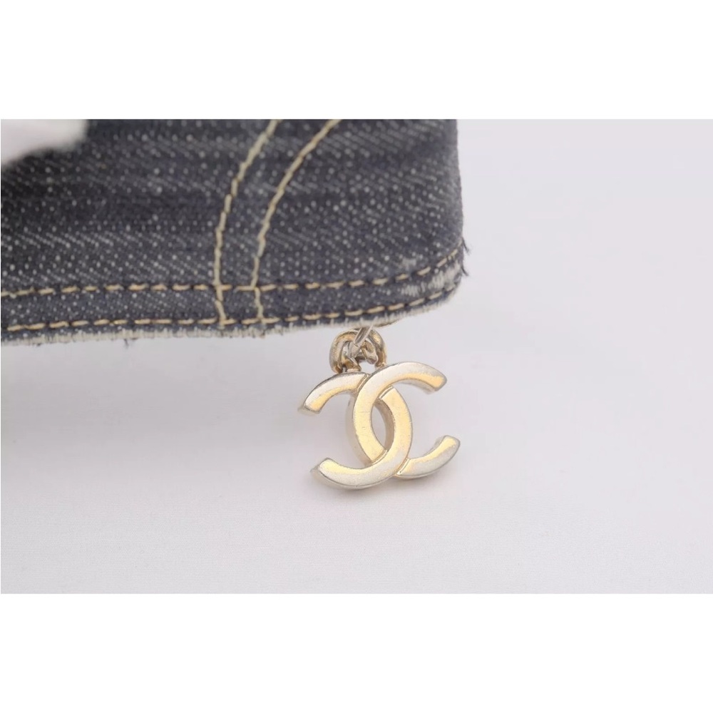 Authentic Chanel Denim Wallet, full inclusion with COA! - Picture 14 of 16